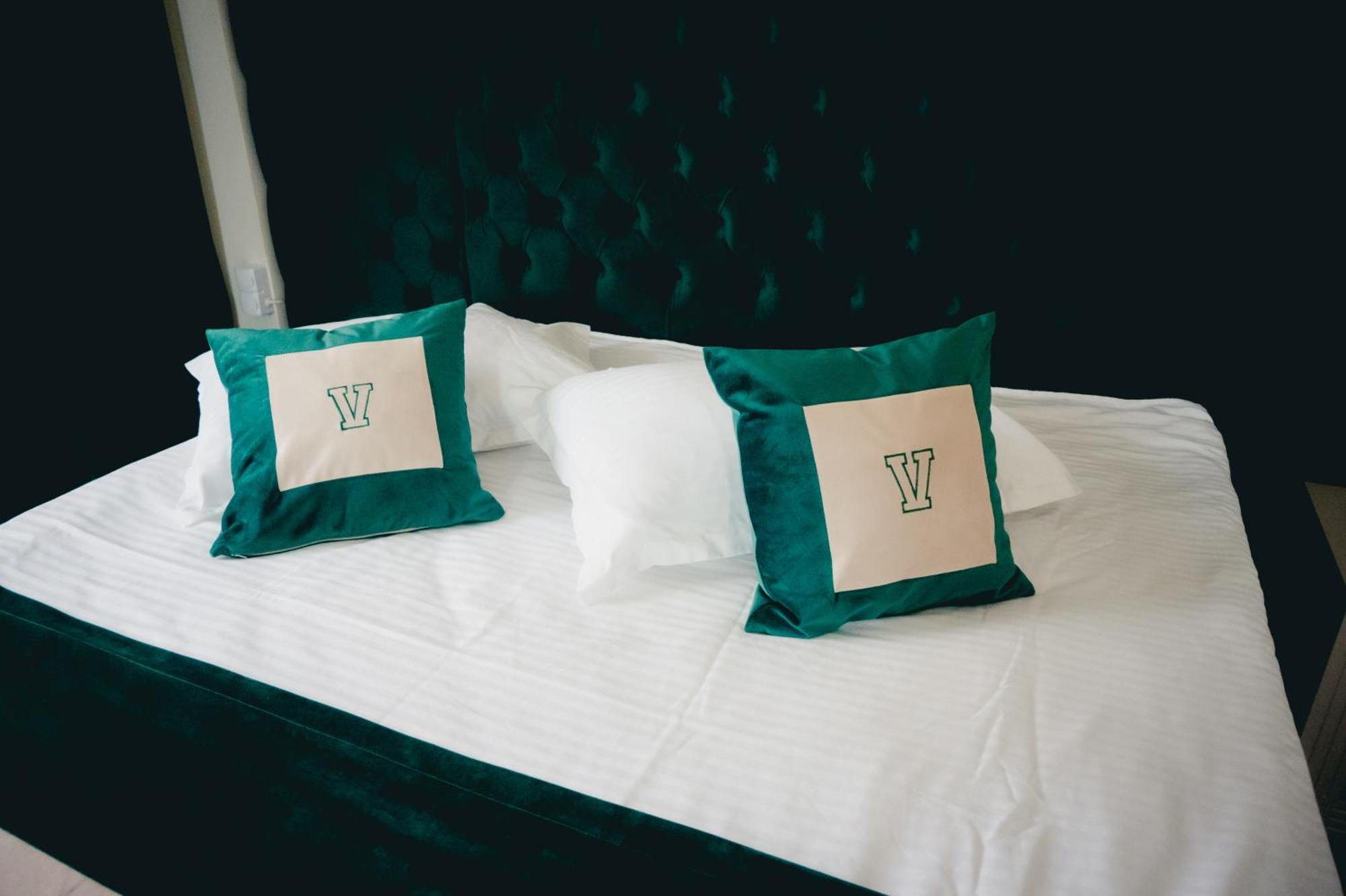 Hotel Valahia 特尔戈维什泰 外观 照片