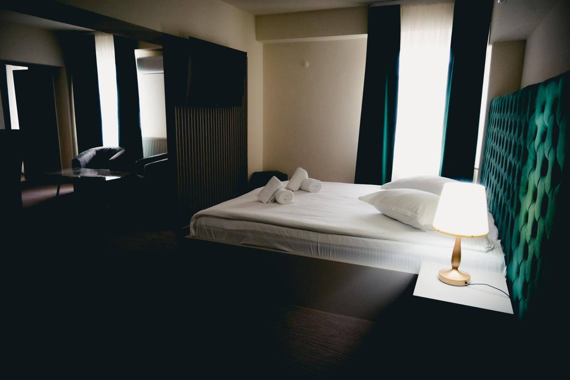 Hotel Valahia 特尔戈维什泰 外观 照片