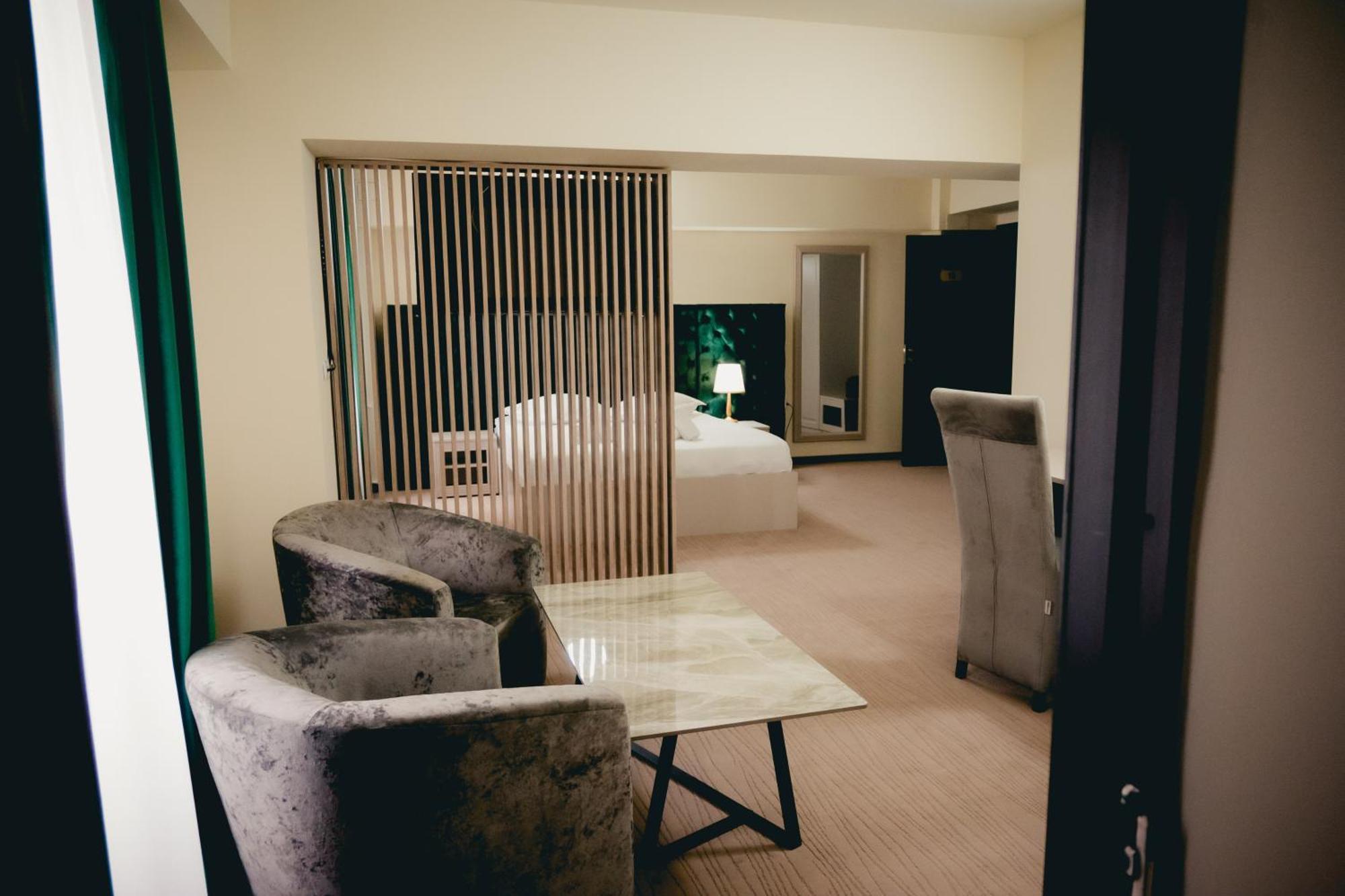 Hotel Valahia 特尔戈维什泰 外观 照片