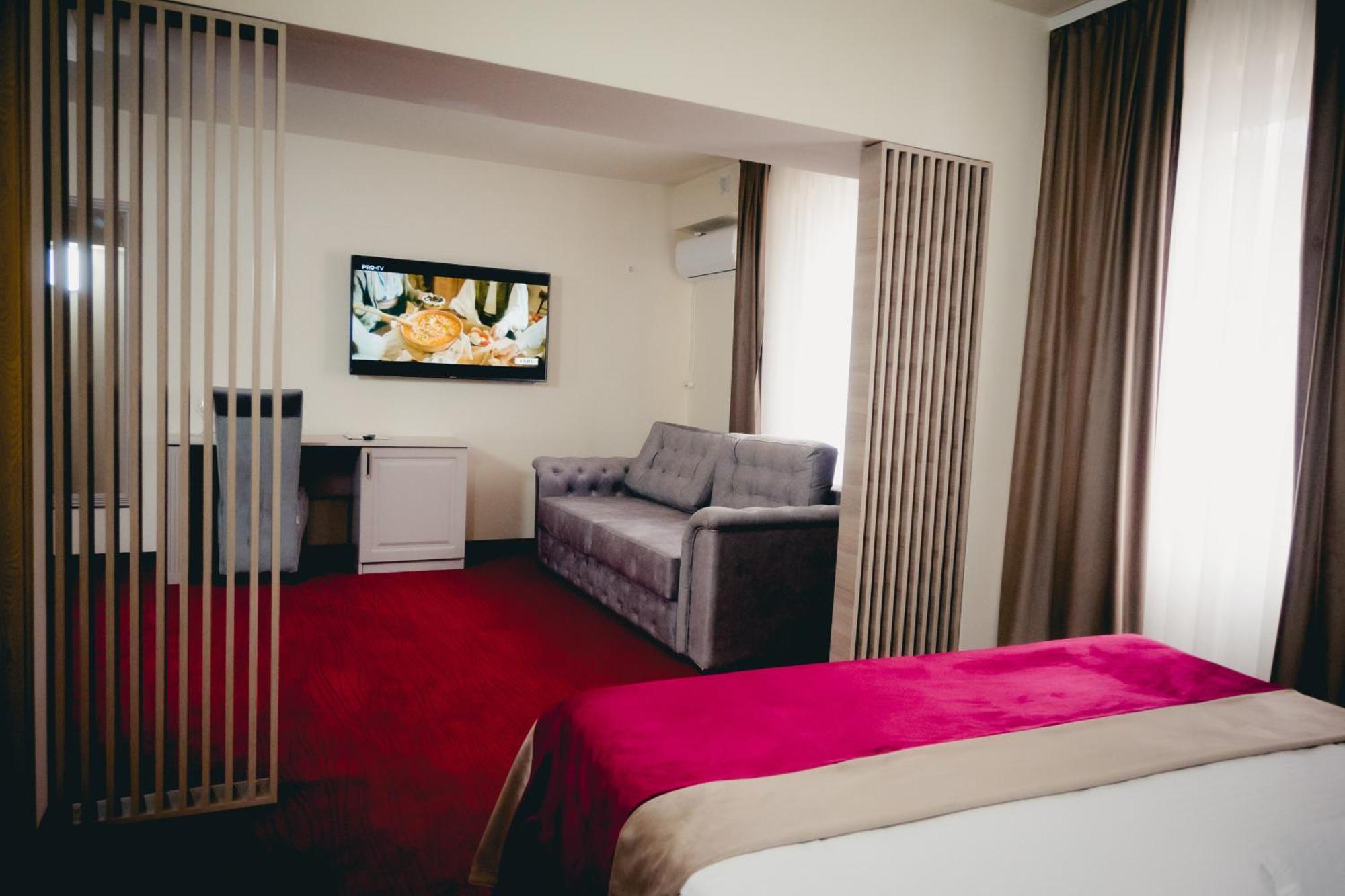 Hotel Valahia 特尔戈维什泰 外观 照片