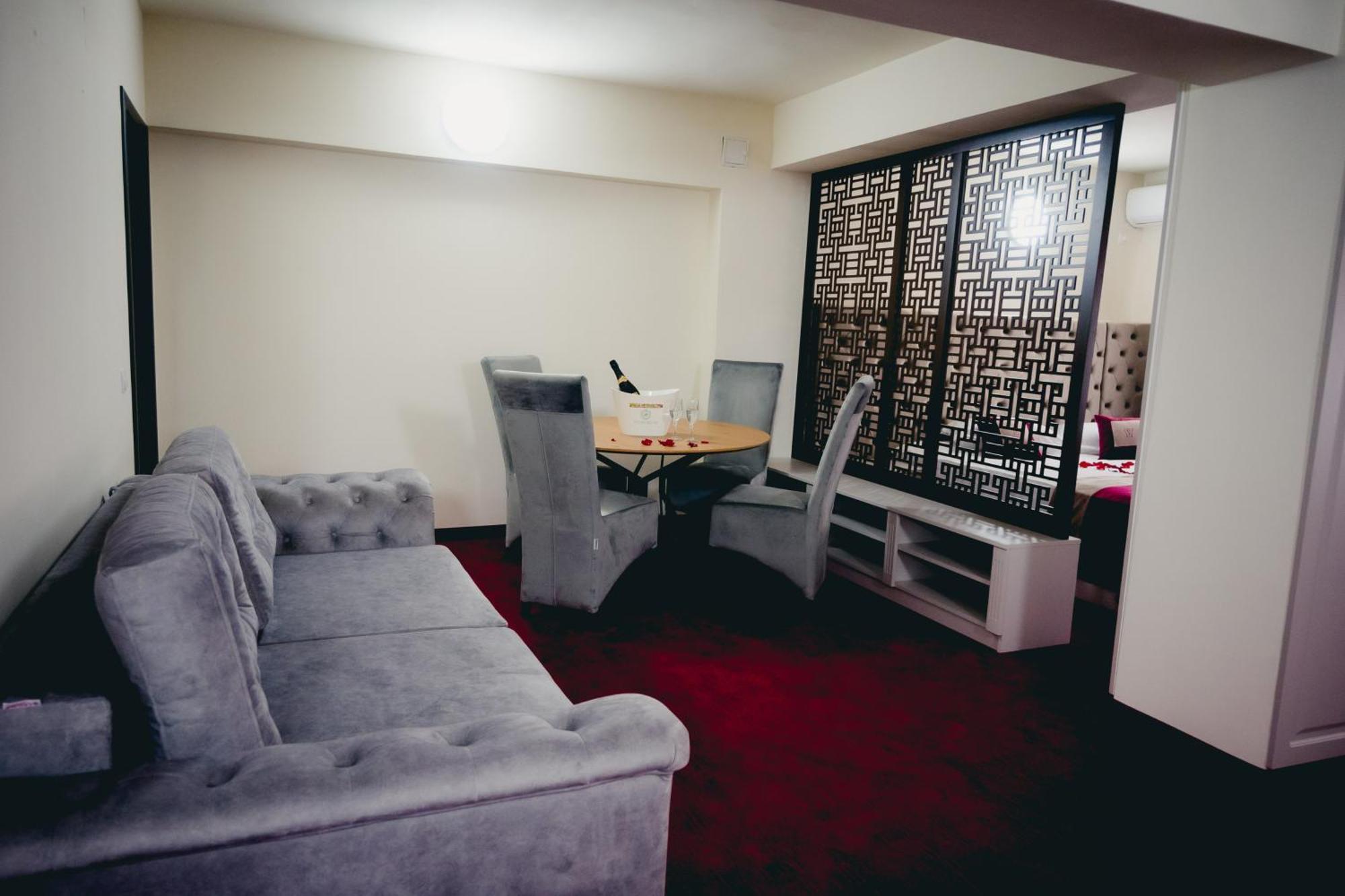 Hotel Valahia 特尔戈维什泰 外观 照片